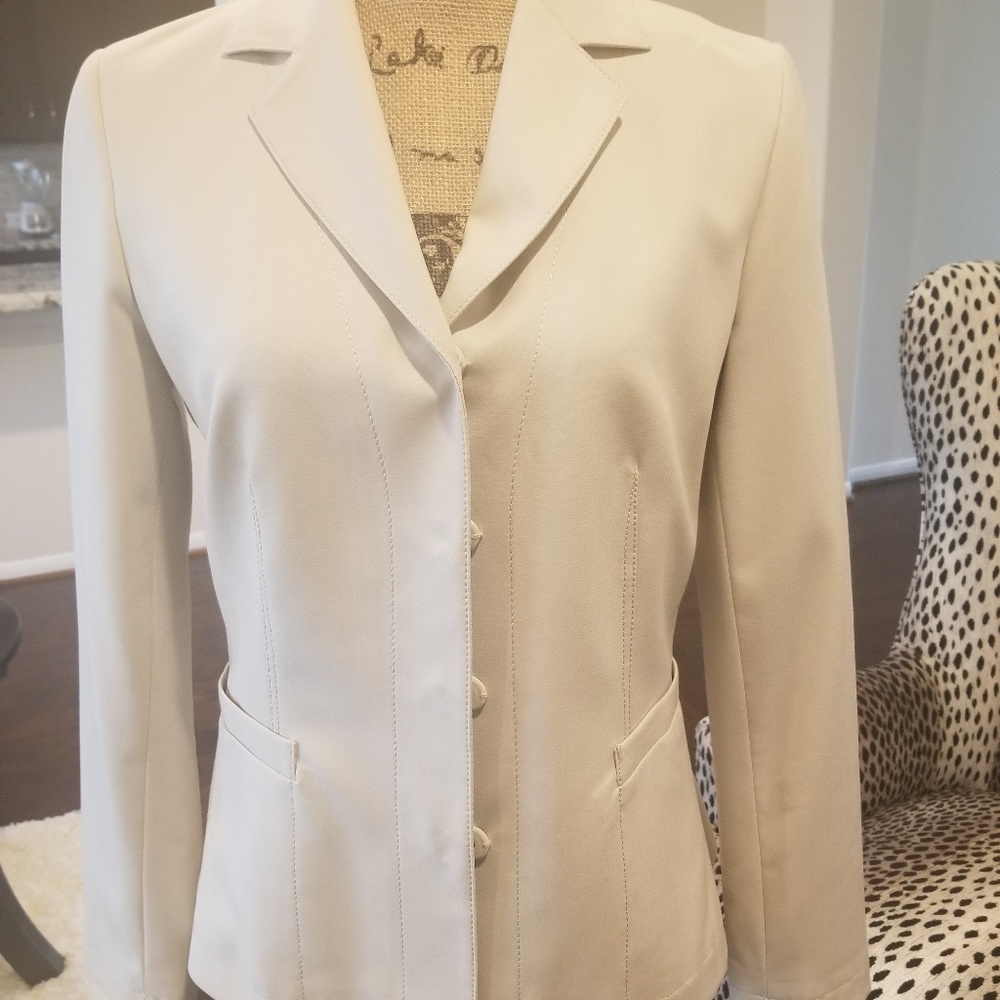 Ladies Cream Blazer